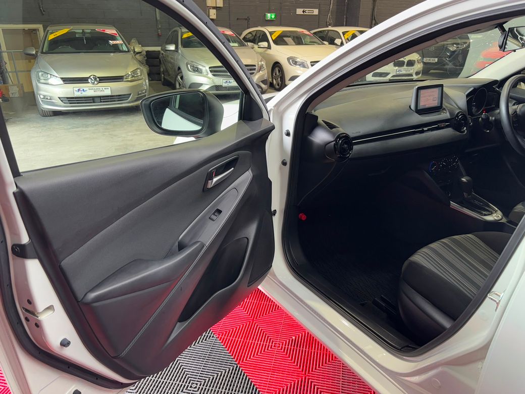 2017 Mazda Demio