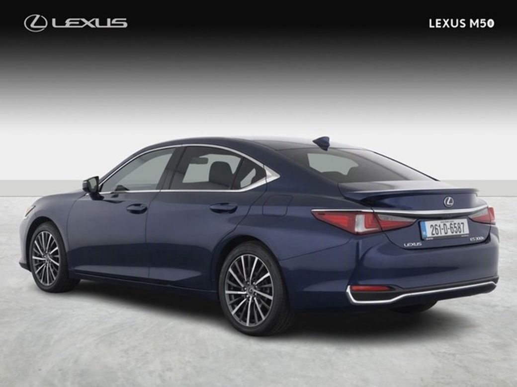2026 Lexus ES 300h