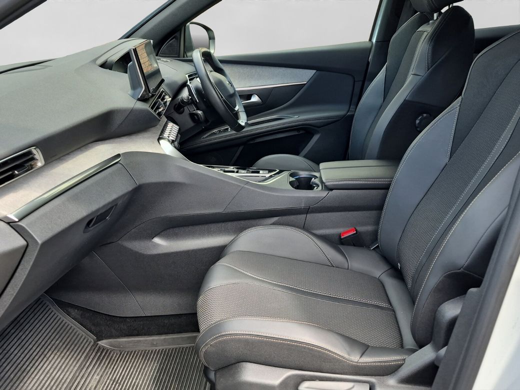 2024 Peugeot 3008