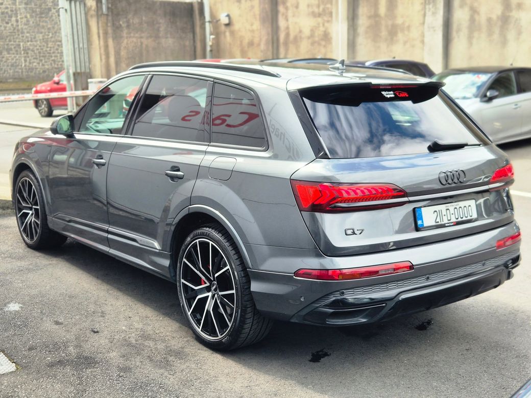 2021 Audi Q7