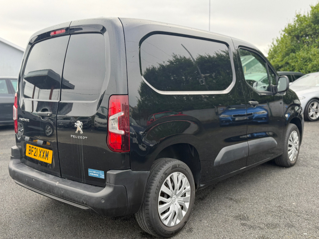 2021 Peugeot Partner