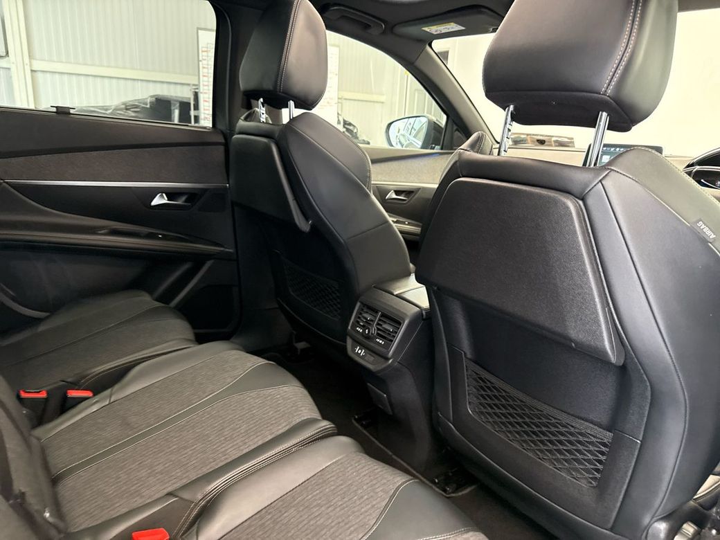 2020 Peugeot 5008