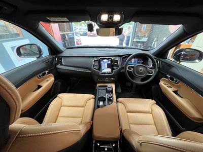 2023 Volvo XC90