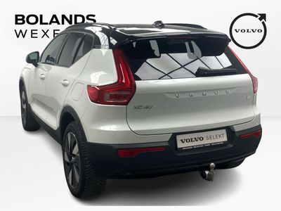 2025 Volvo XC40