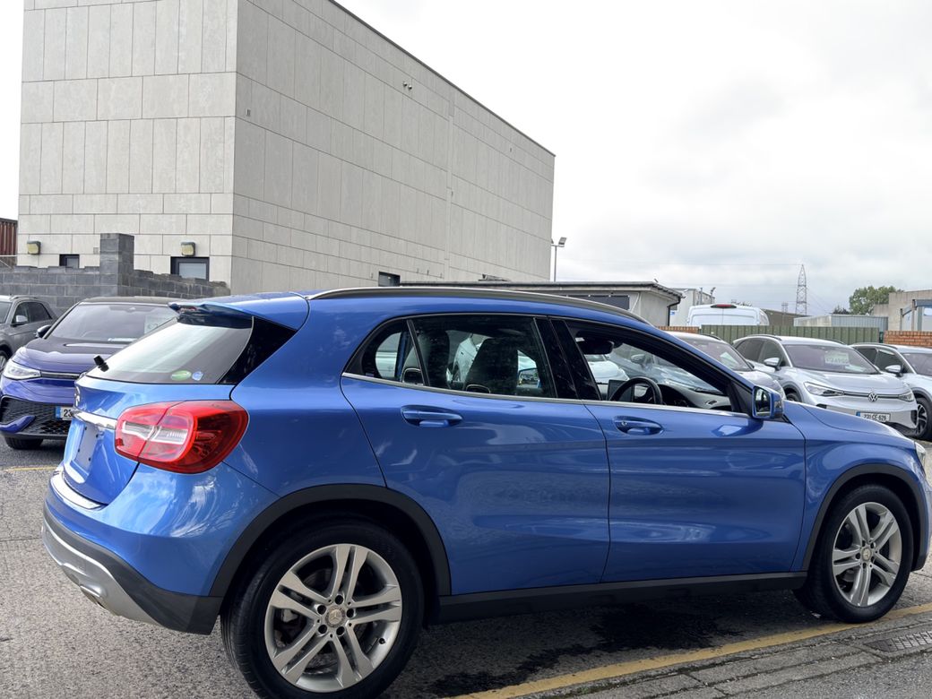 2016 Mercedes-Benz GLA 180