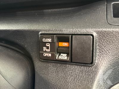 2017 Toyota Sienta