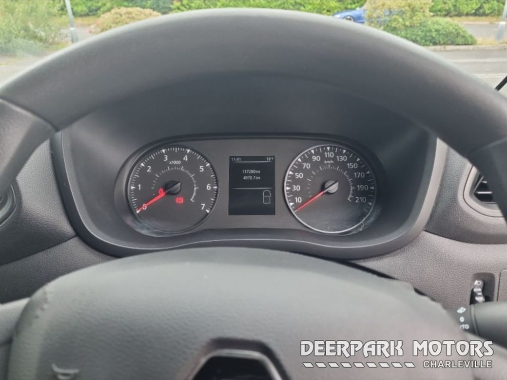 2022 Renault Master