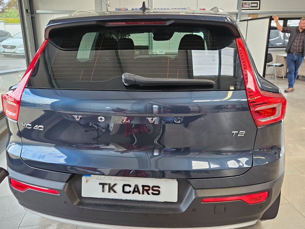 2021 Volvo XC40