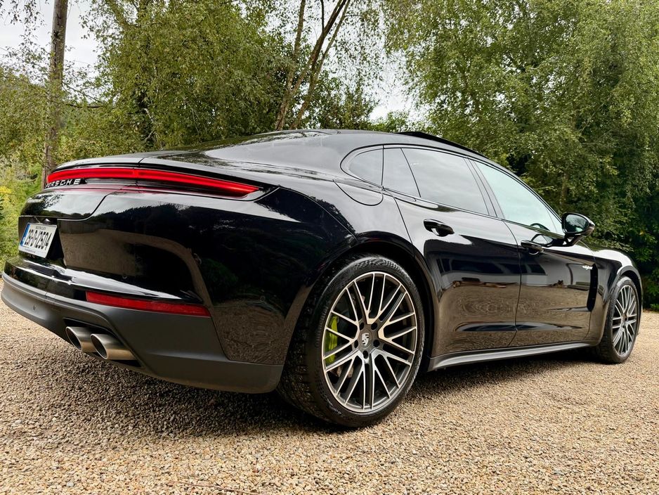 2025 Porsche Panamera