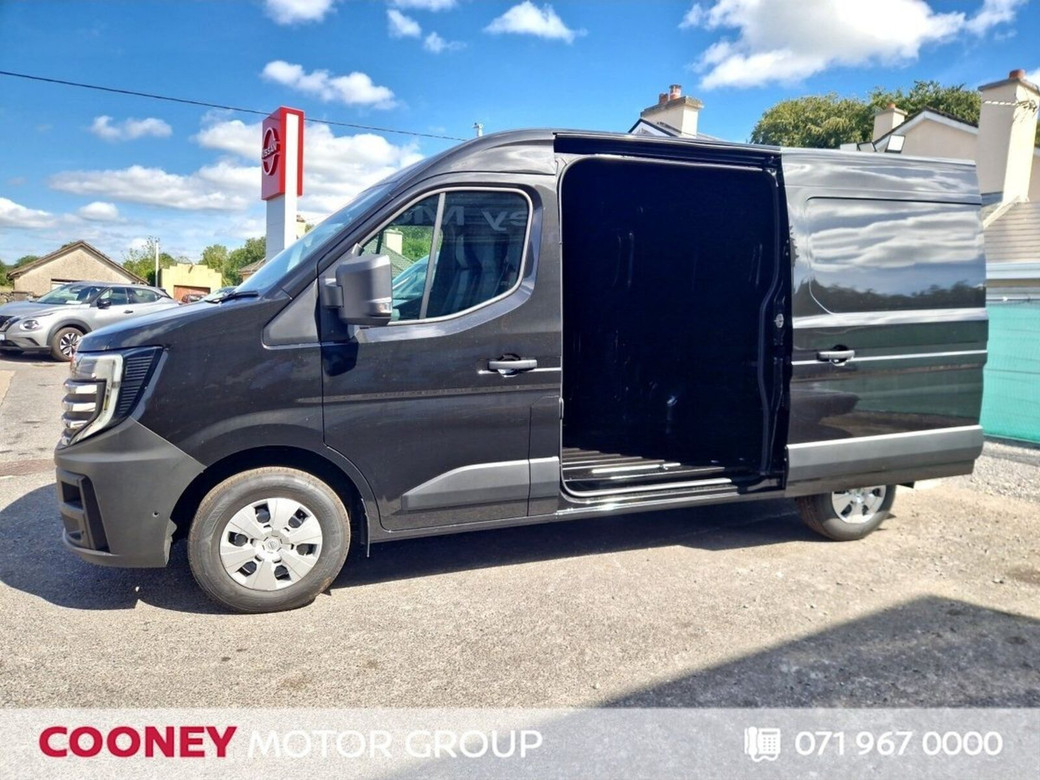 2027 Nissan Interstar