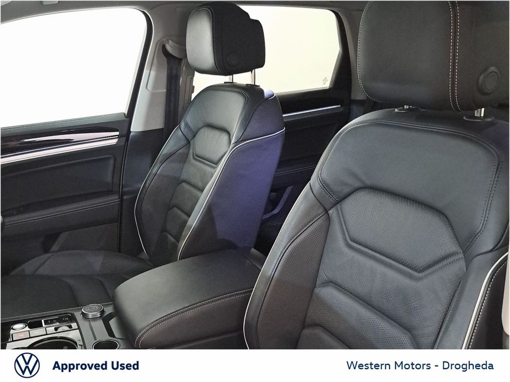 2024 Volkswagen Touareg