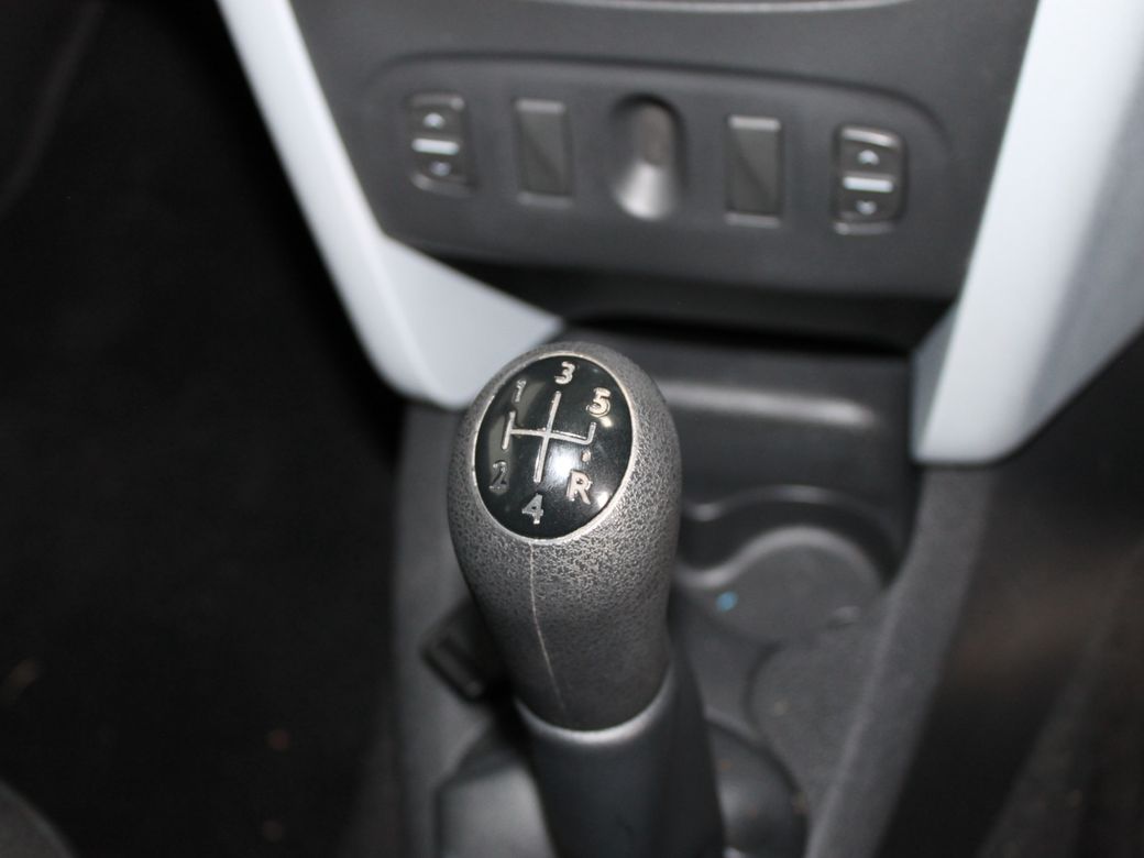 2013 Dacia Sandero