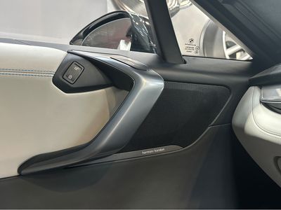 2018 BMW i8