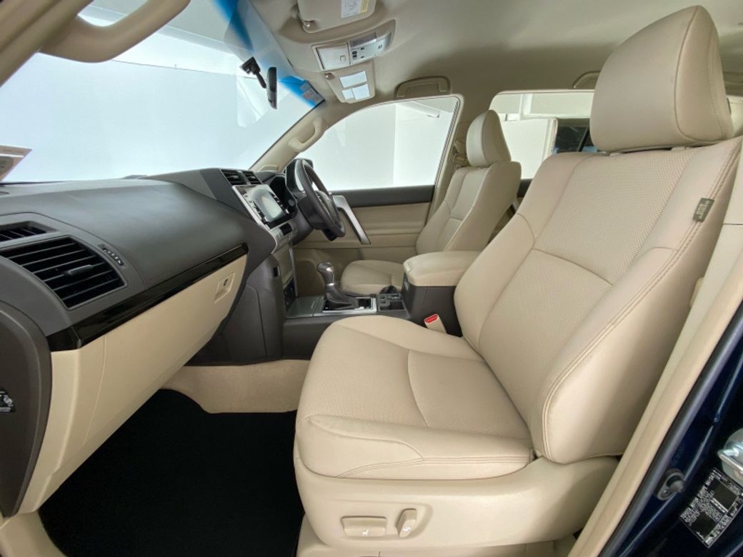 2023 Toyota Landcruiser