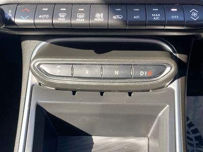 2025 Jeep Avenger