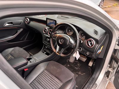 2013 Mercedes-Benz A 180