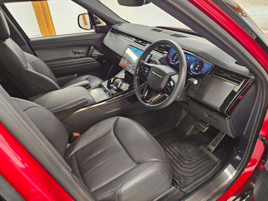 2026 Land Rover Range Rover Sport