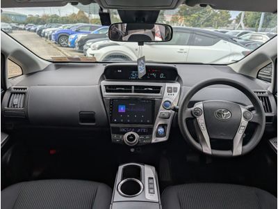 2019 Toyota Prius Alpha
