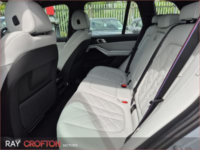2025 BMW X5