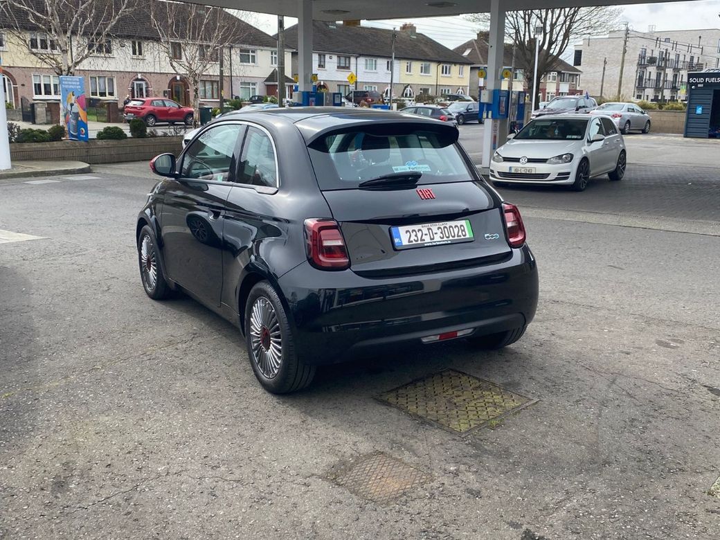 2023 Fiat 500e