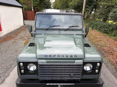 2015 Land Rover Defender 90
