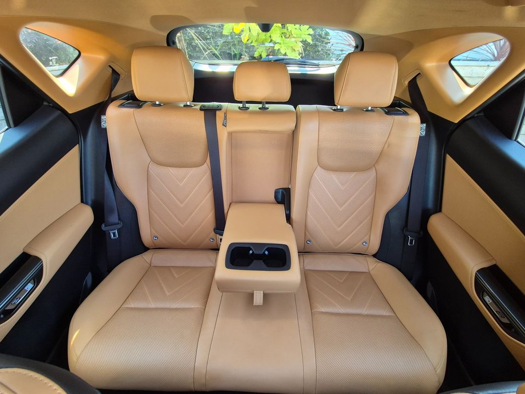 2023 Lexus NX 450H+