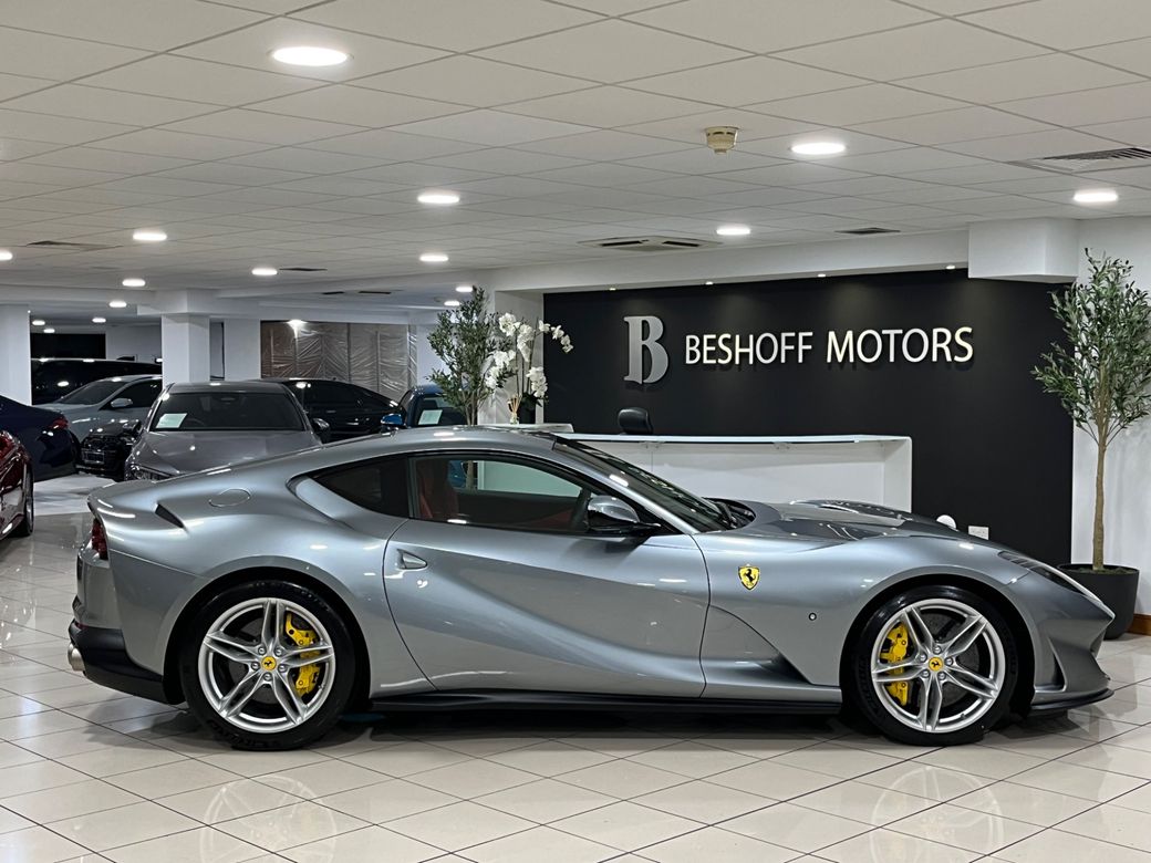 2019 Ferrari 812 Superfast