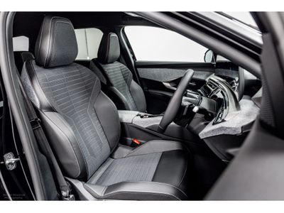 2025 Peugeot 5008