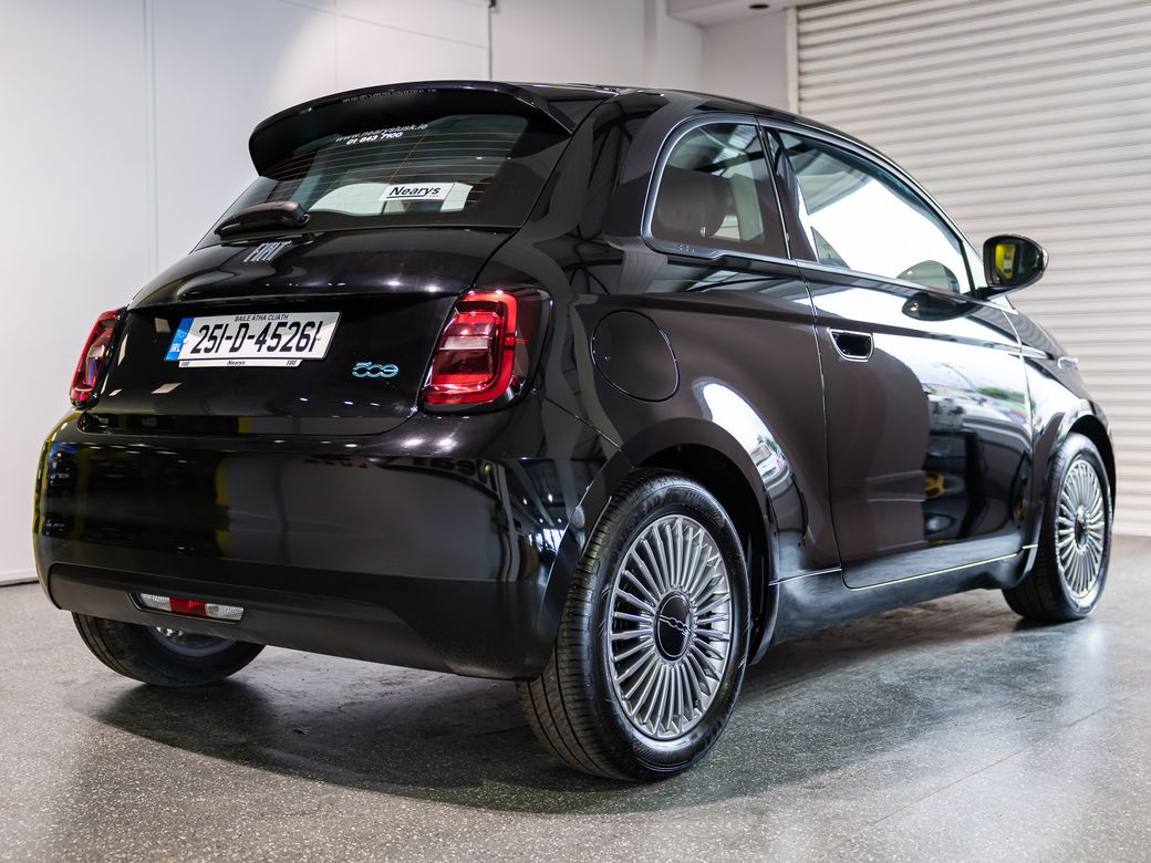 2025 Fiat 500