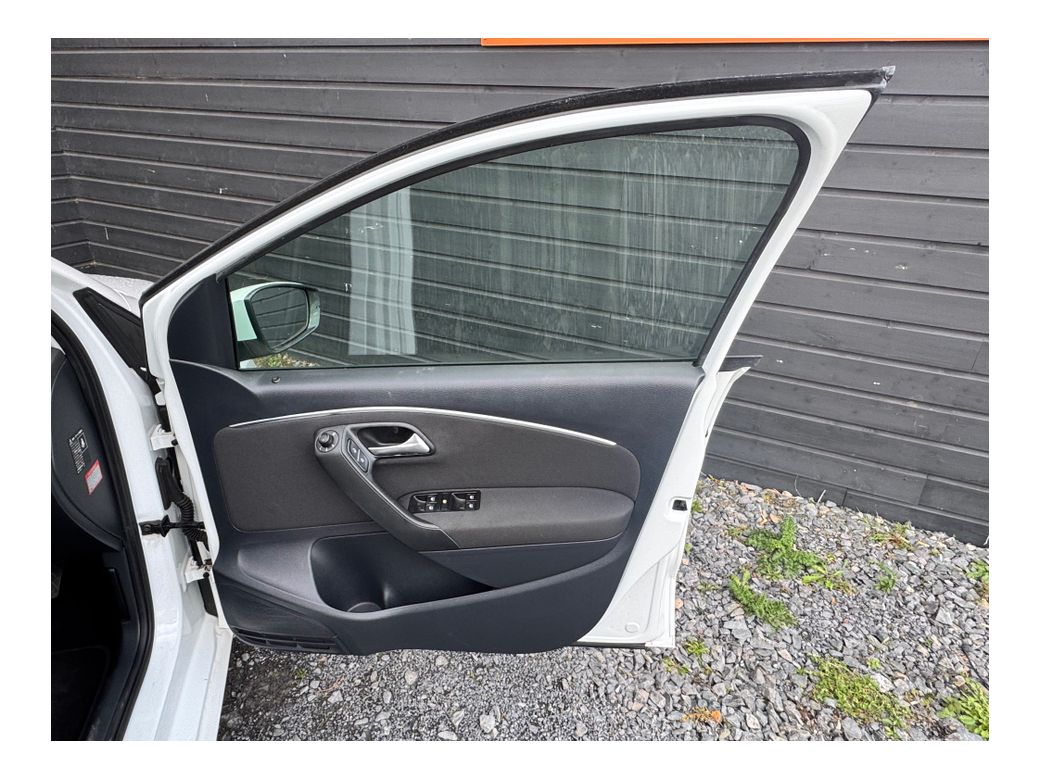 2015 Volkswagen Polo