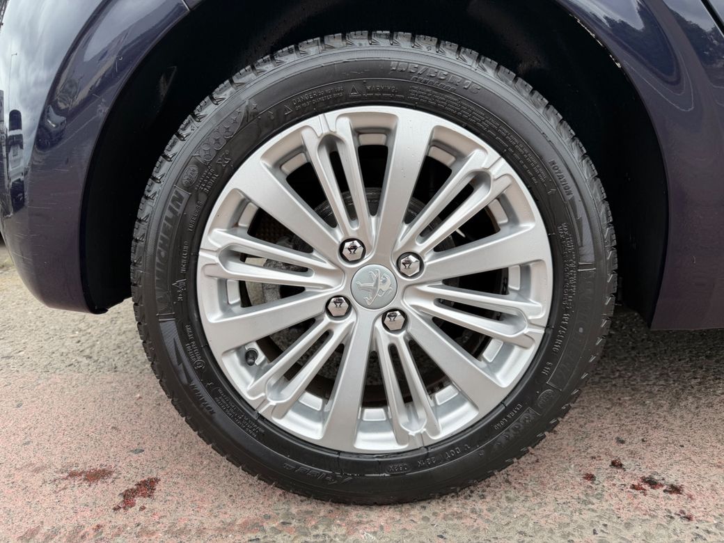 2018 Peugeot 208