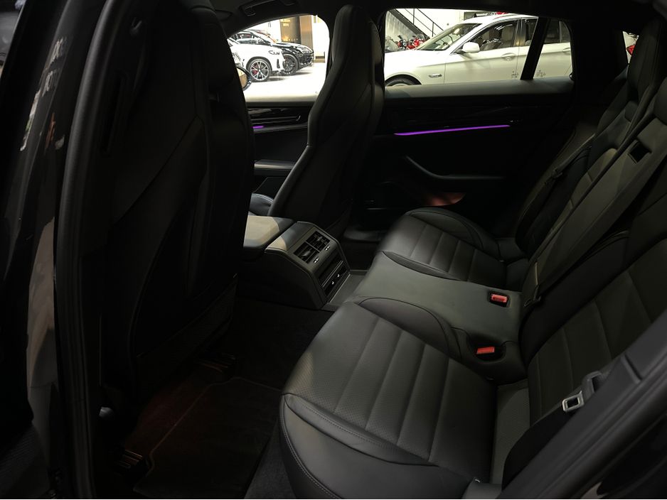 2025 Porsche Panamera
