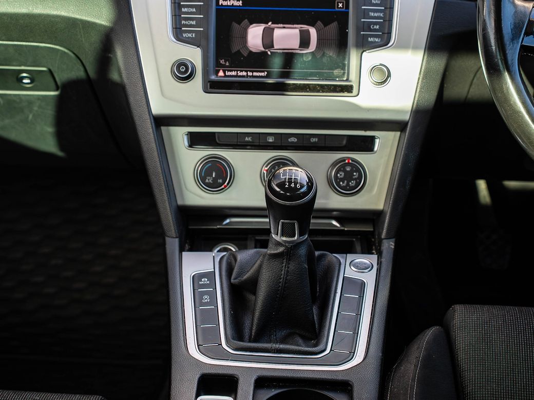 2017 Volkswagen Passat