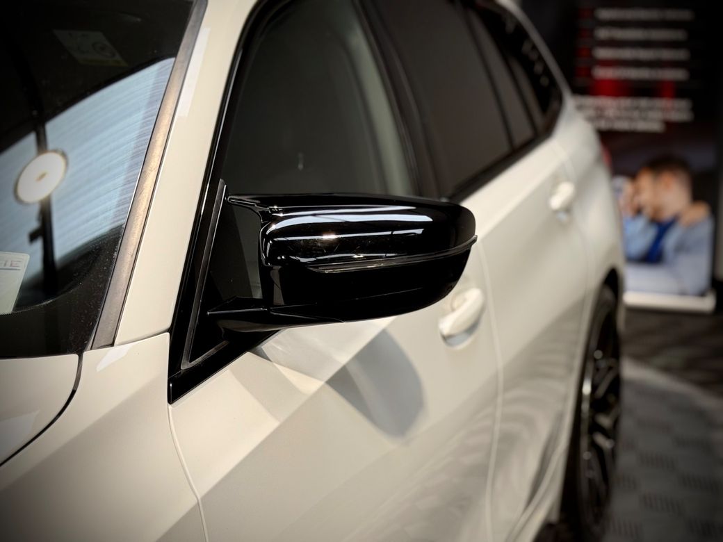 2023 BMW 320