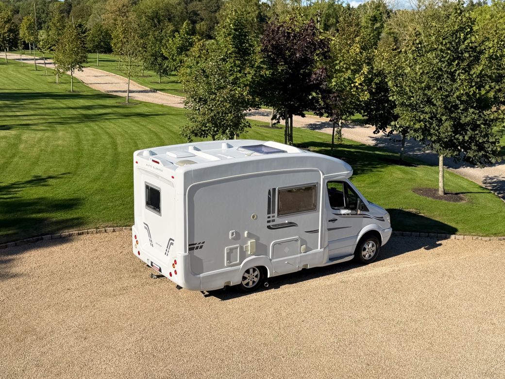 2010 AUTOSLEEPER  DEVON LOW PROFILE R.H.D AUTOMATIC 