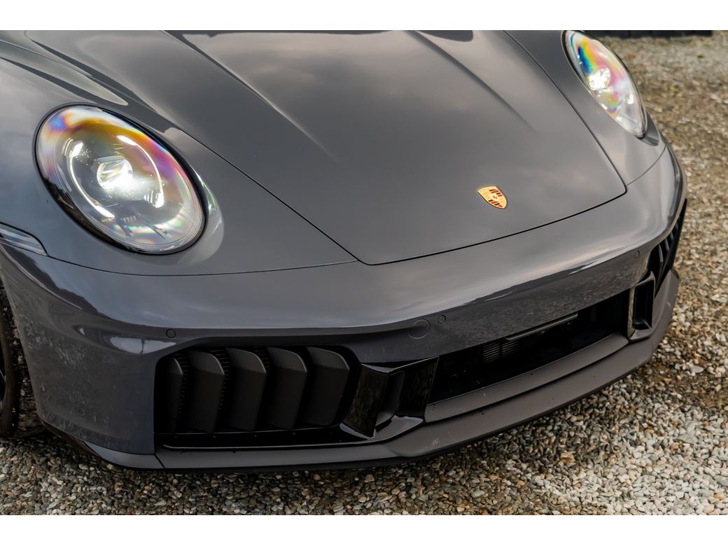 2025 Porsche 911