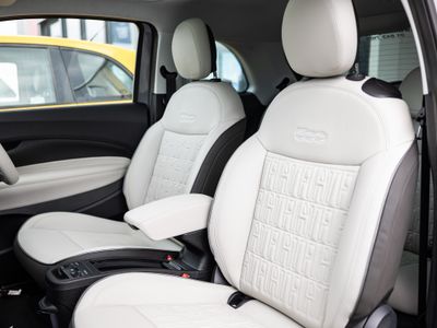 2025 Fiat 500e