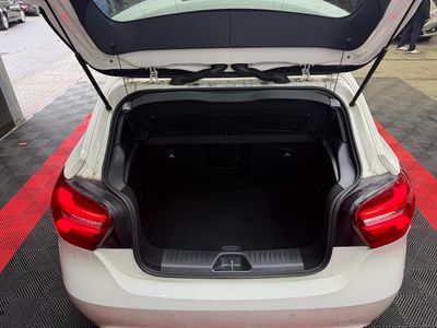 2017 Mercedes-Benz A 180