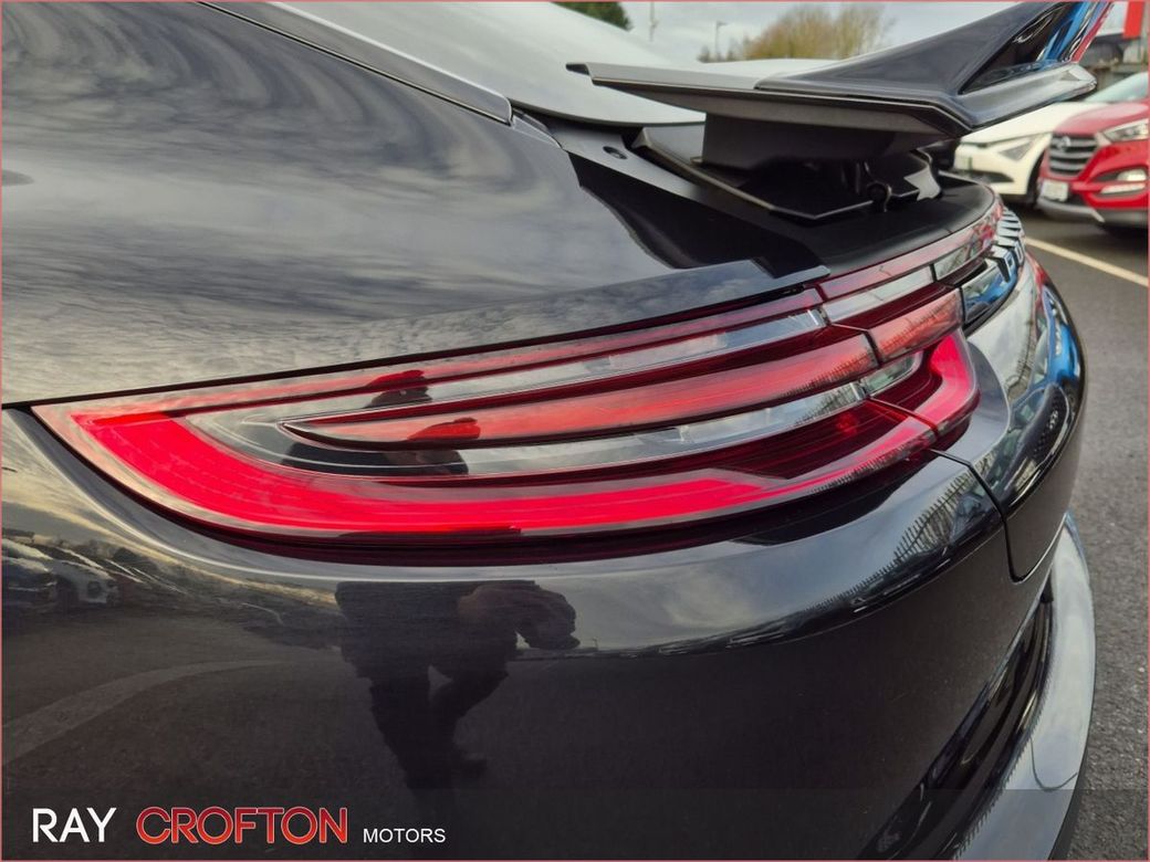 2018 Porsche Panamera