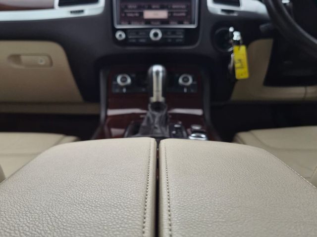 2016 Volkswagen Touareg