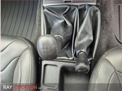 2015 Mitsubishi L200