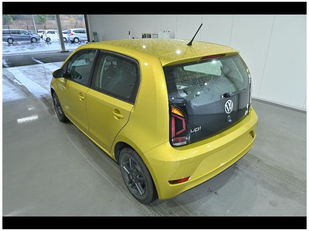 2017 Volkswagen up!