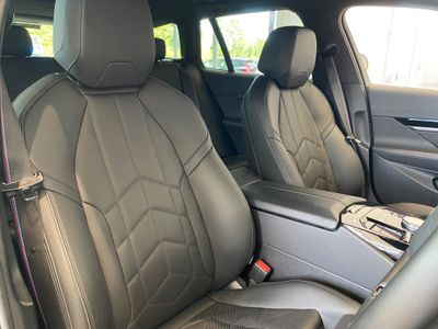 2024 BMW 530