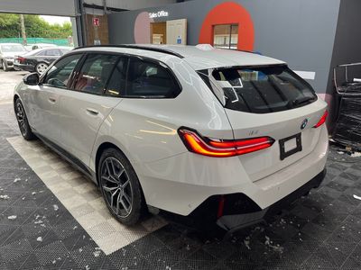2025 BMW i5