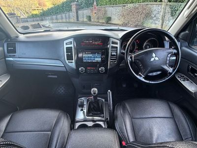 2018 Mitsubishi Pajero