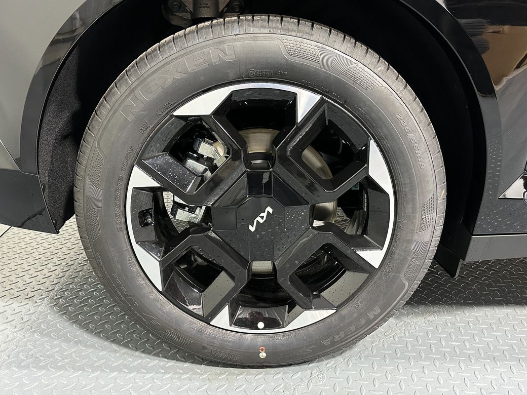 2026 Kia EV5