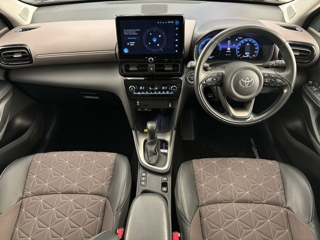 2025 Toyota Yaris Cross