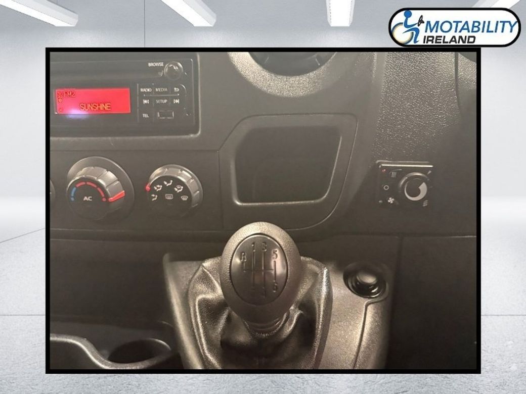 2015 Renault Master