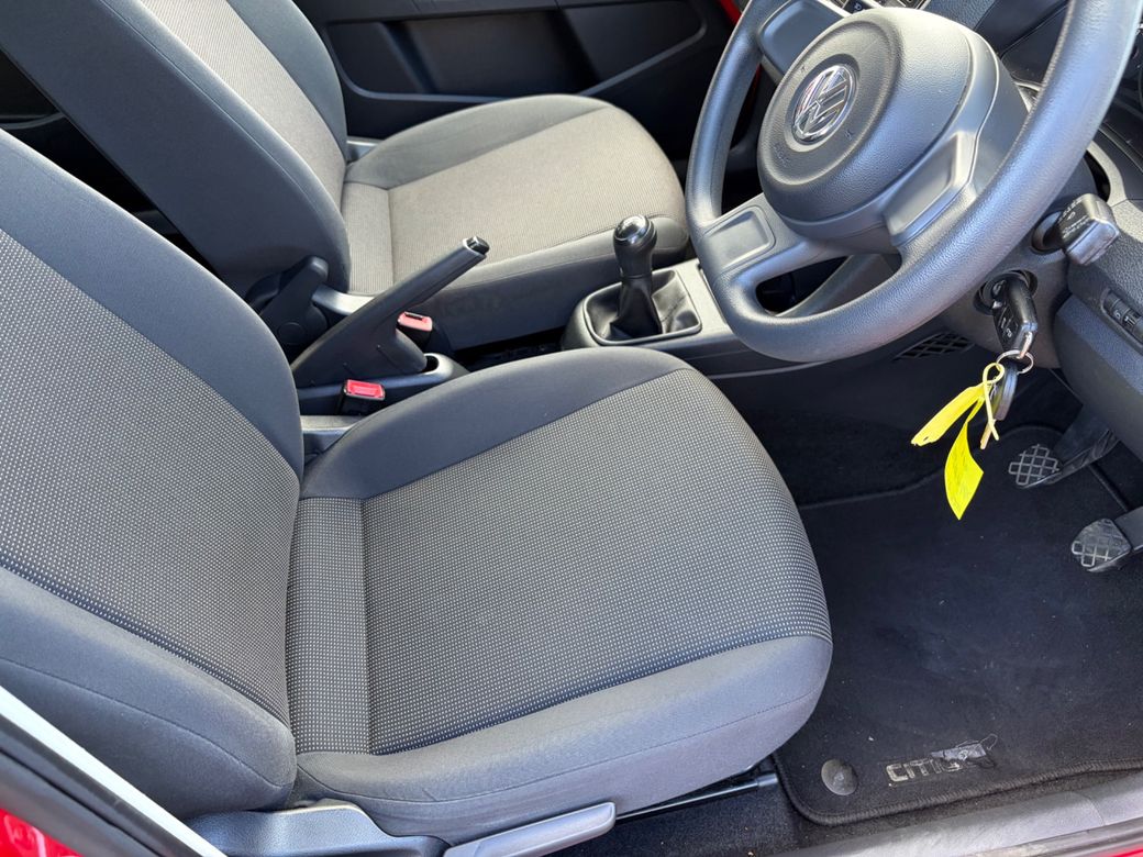 2015 Volkswagen up!