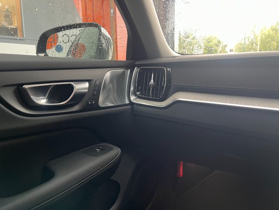 2023 Volvo V60